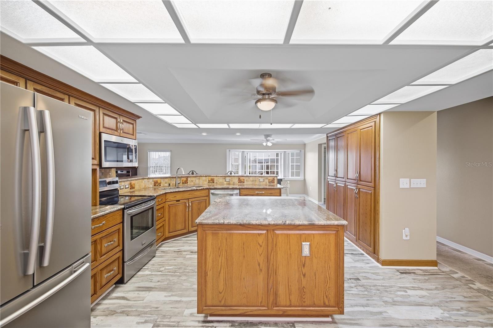 6244 SPOONBILL DR