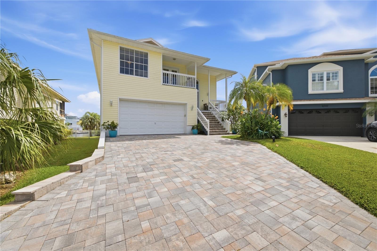 6244 SPOONBILL DR