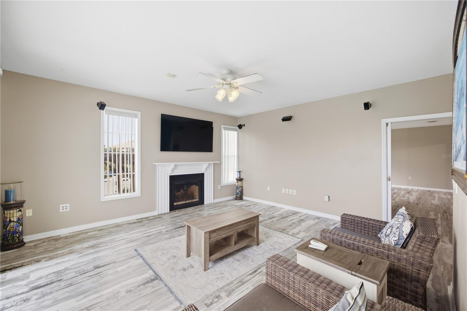 6244 SPOONBILL DR