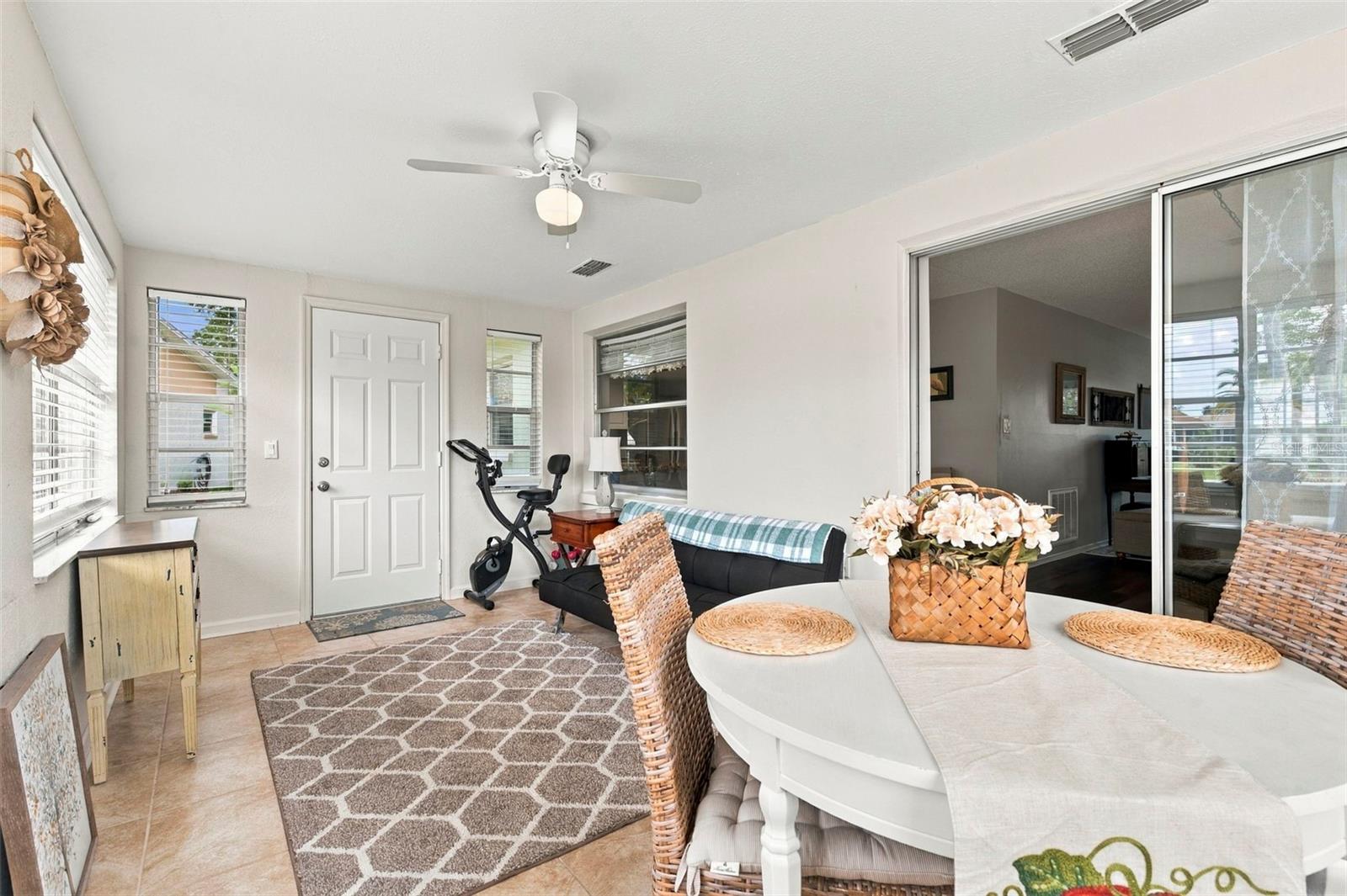 4620 TIBURON DR