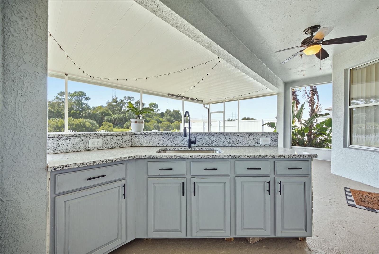7207 FOREST MERE DR