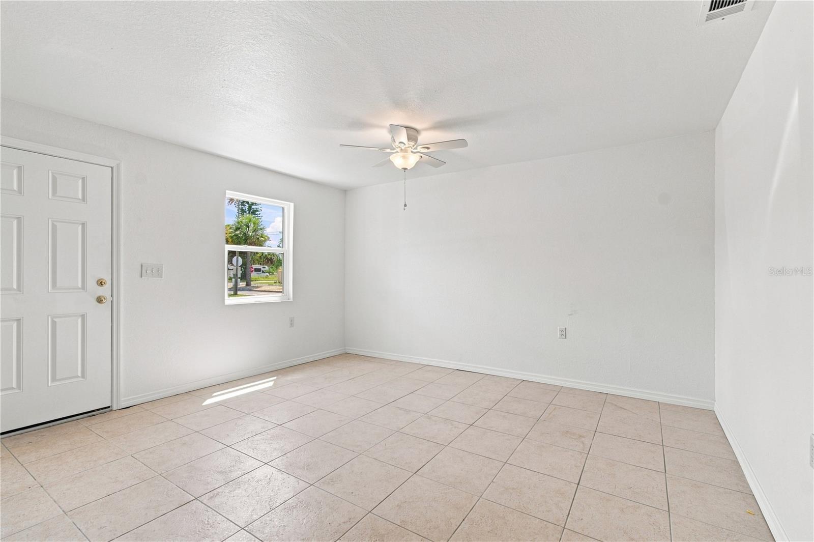 6310 PROVIDENCE CIR #6