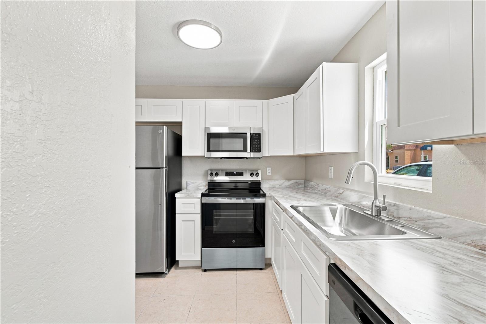 6310 PROVIDENCE CIR #6