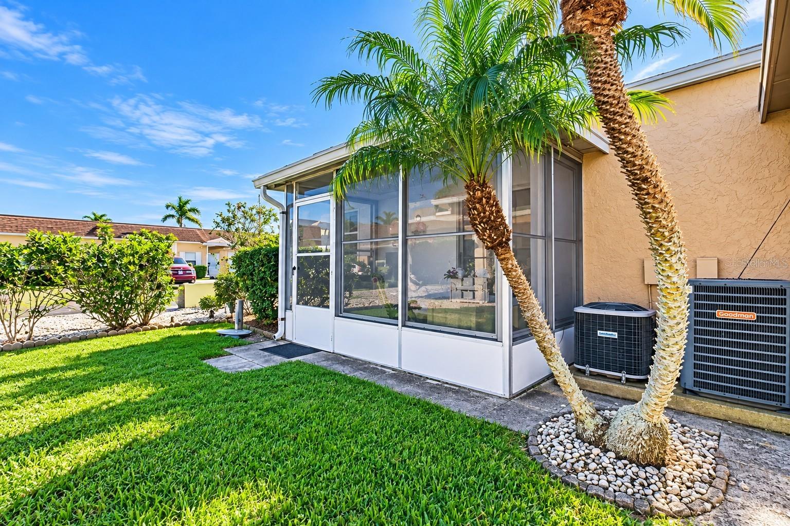 6310 PROVIDENCE CIR #6