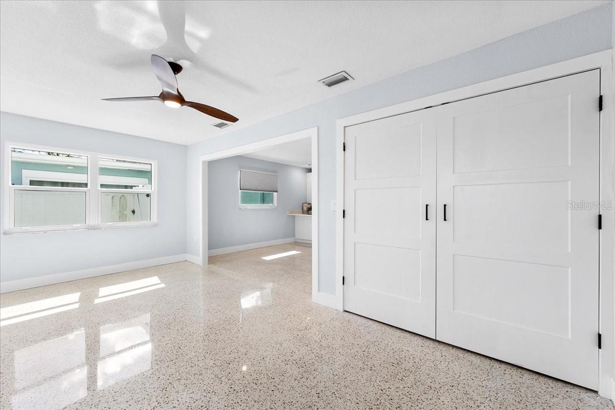 4821 FLORAMAR TER
