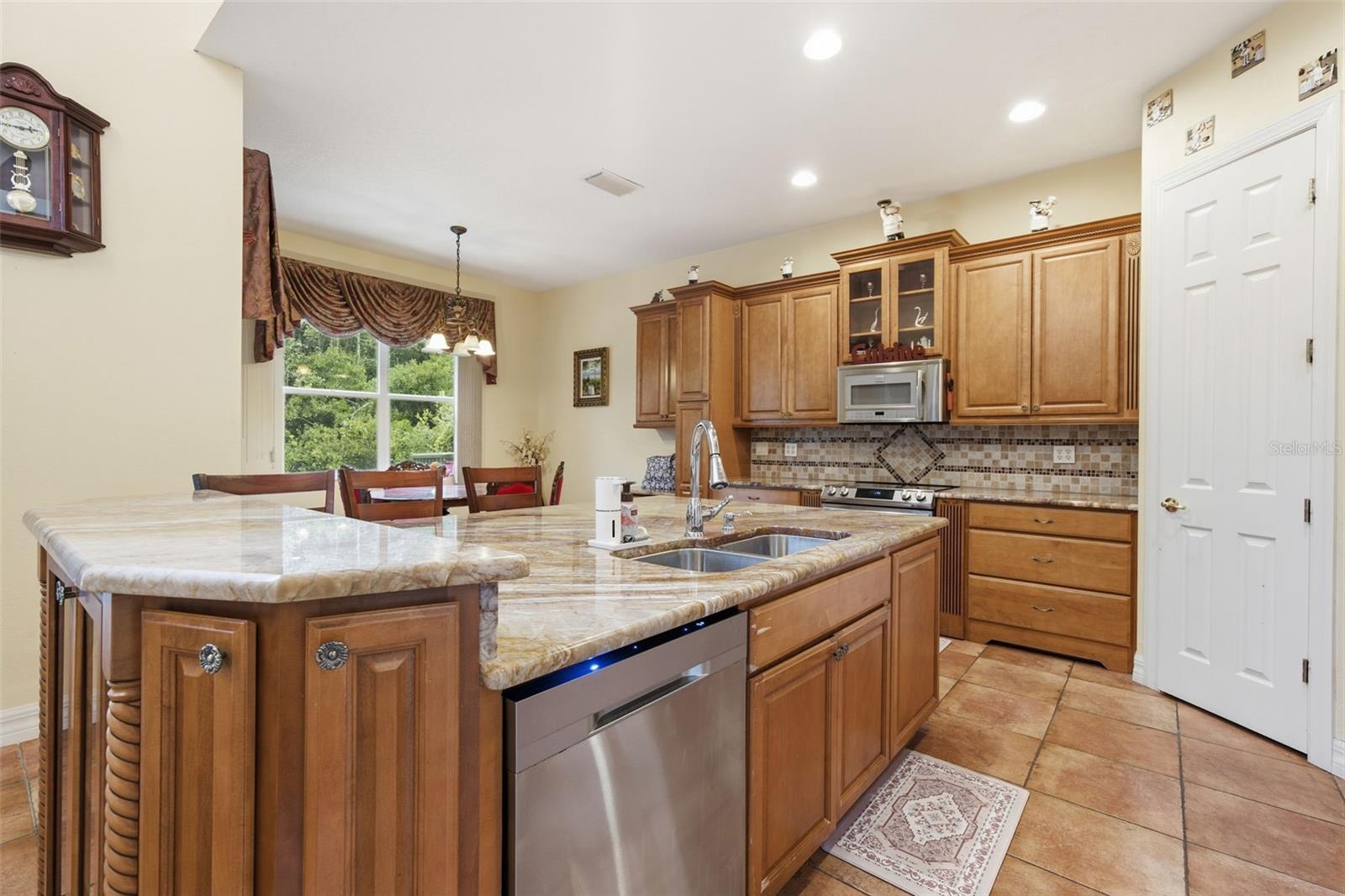 18004 LANAI ISLE DR