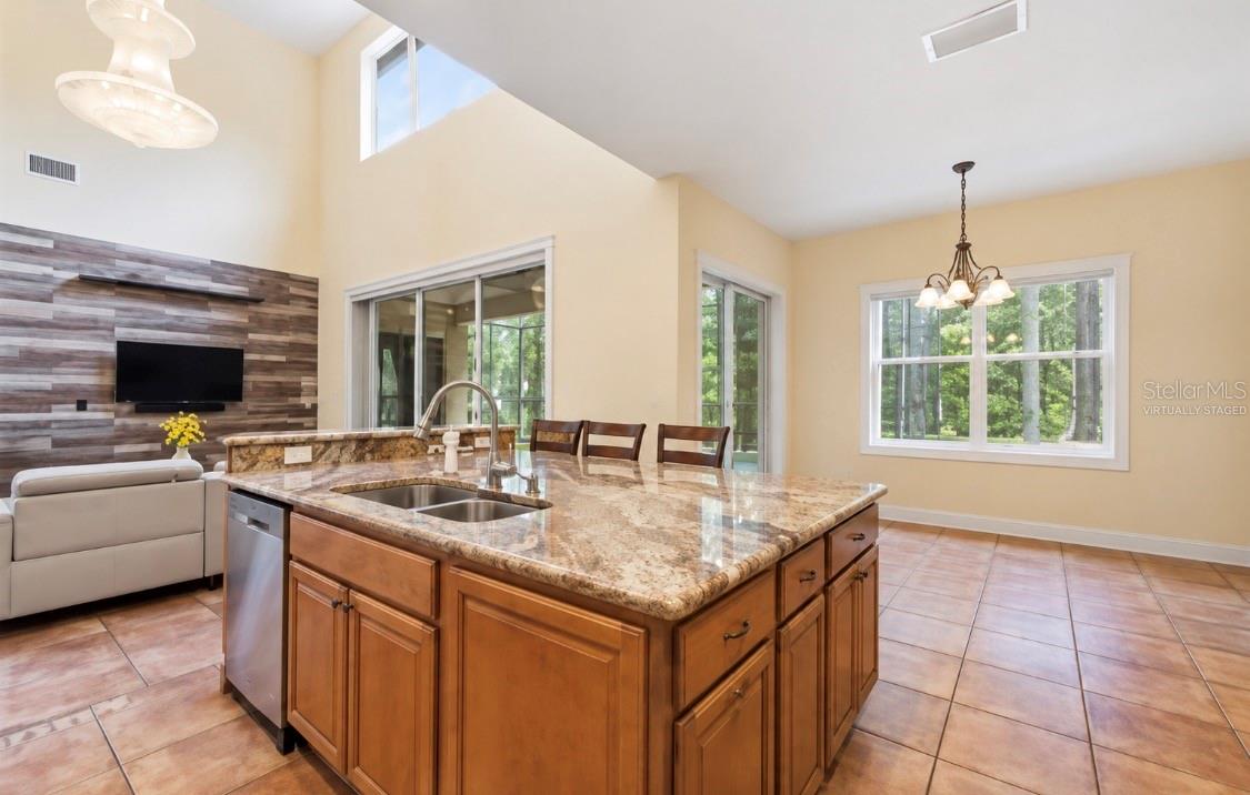 18004 LANAI ISLE DR