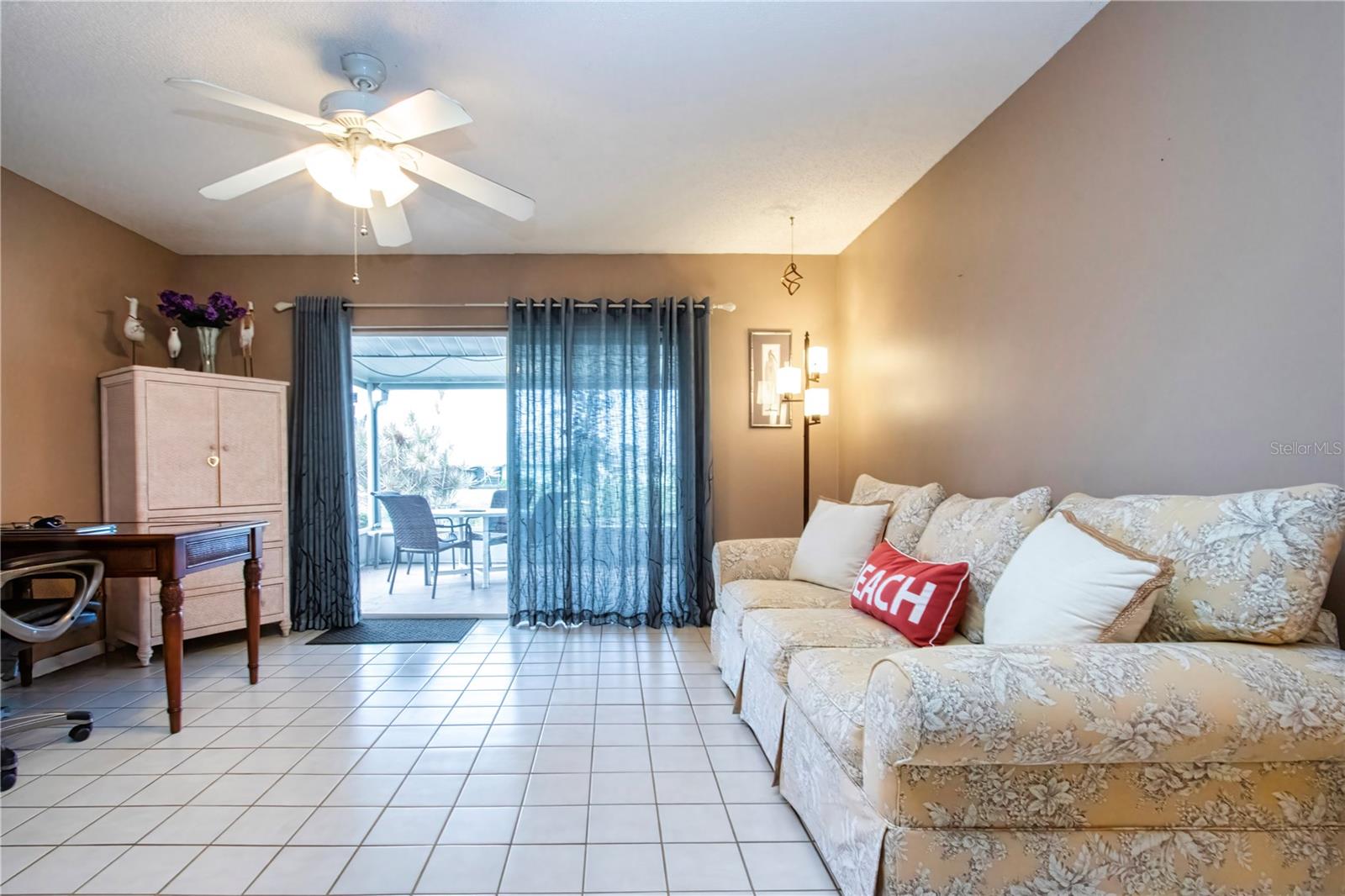 1308 BLUEWATER DR
