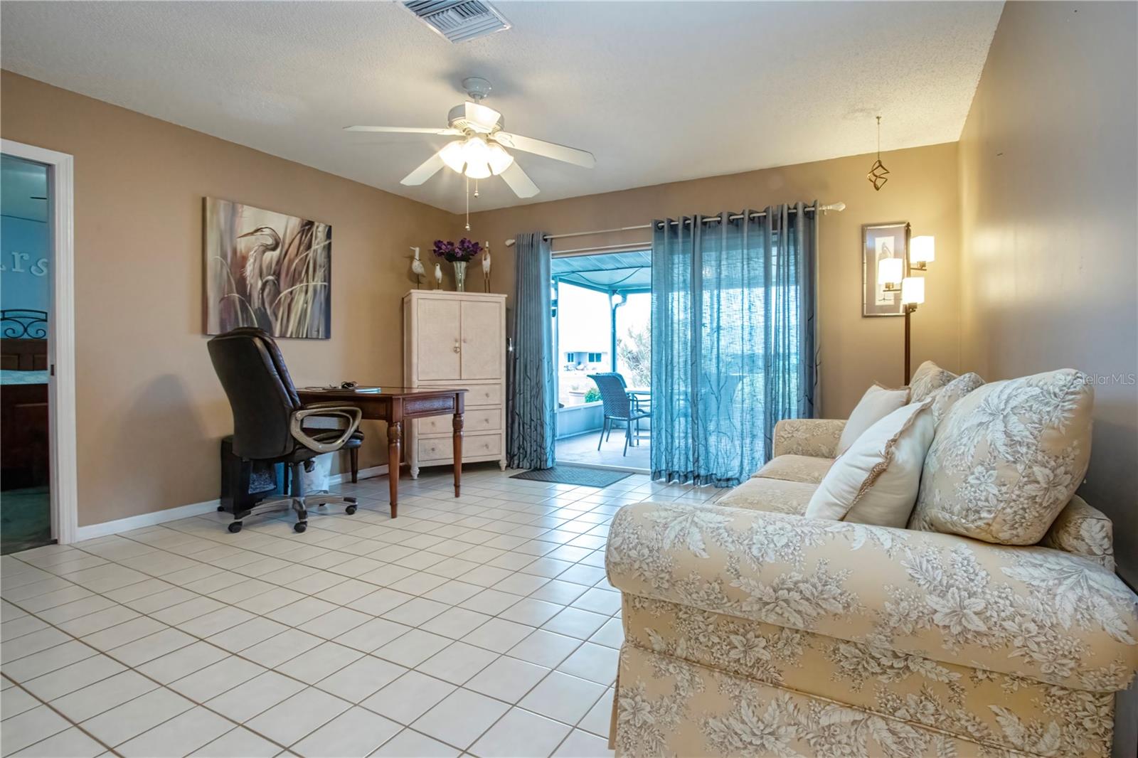 1308 BLUEWATER DR