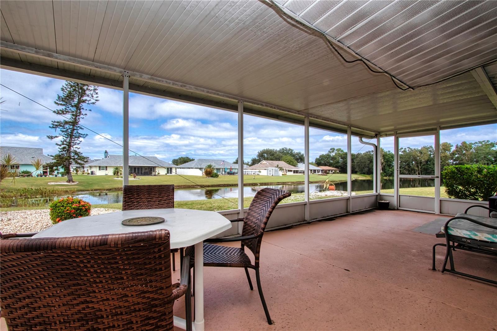 1308 BLUEWATER DR