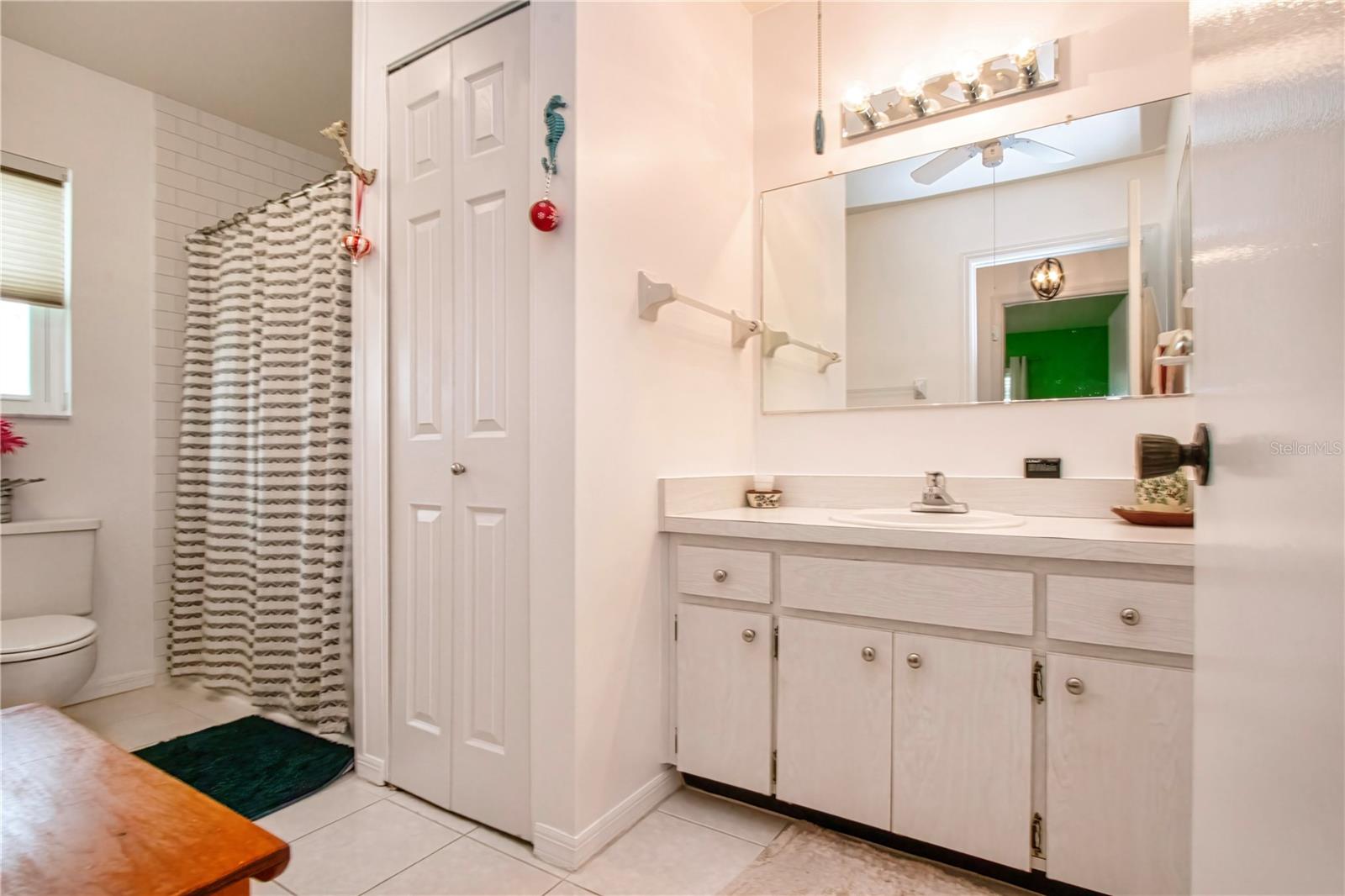 1308 BLUEWATER DR