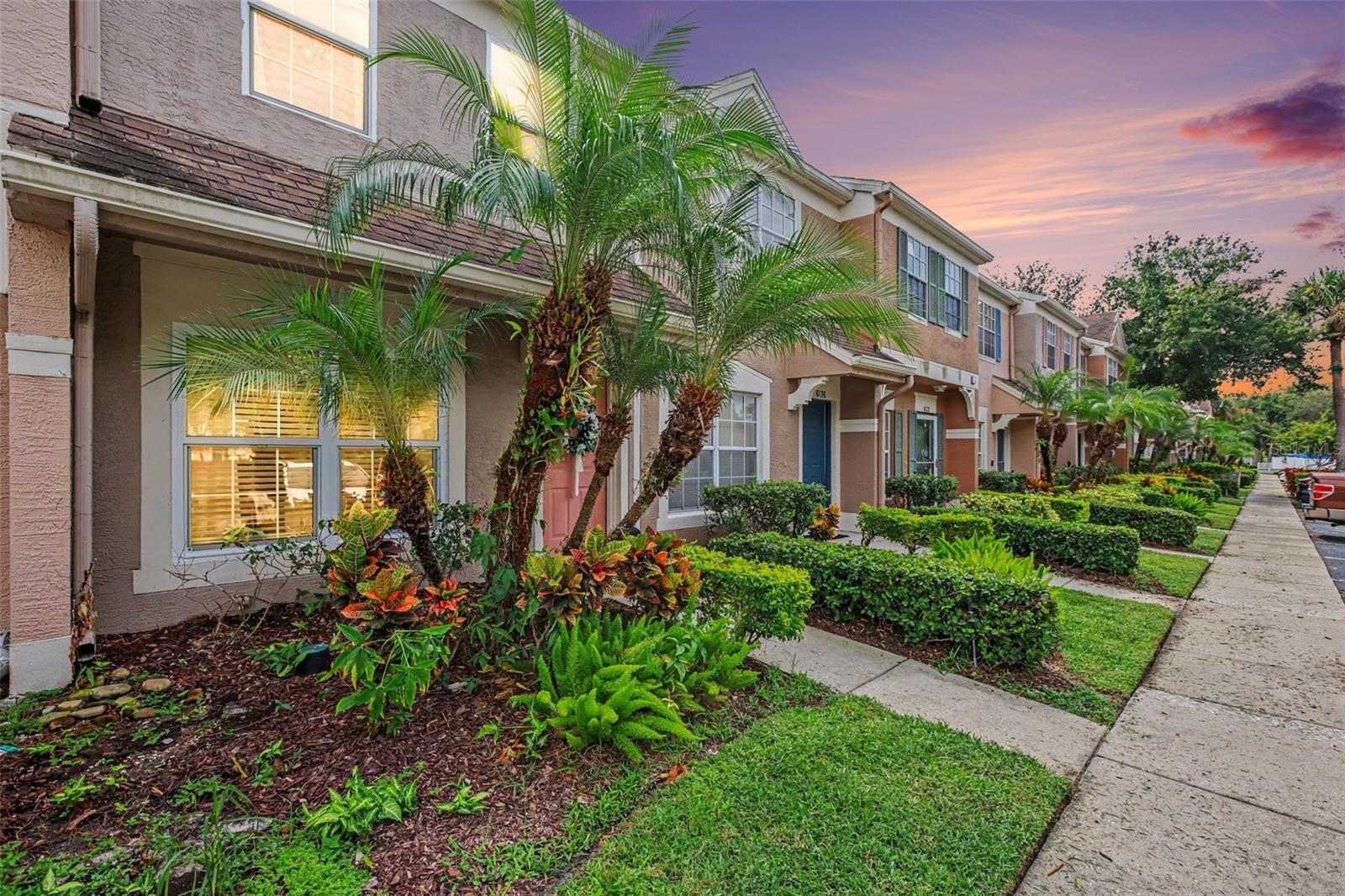 6137 BAYSIDE KEY DR