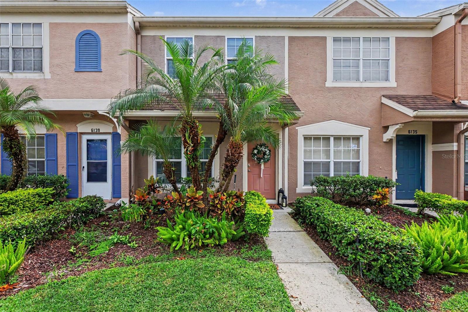 6137 BAYSIDE KEY DR