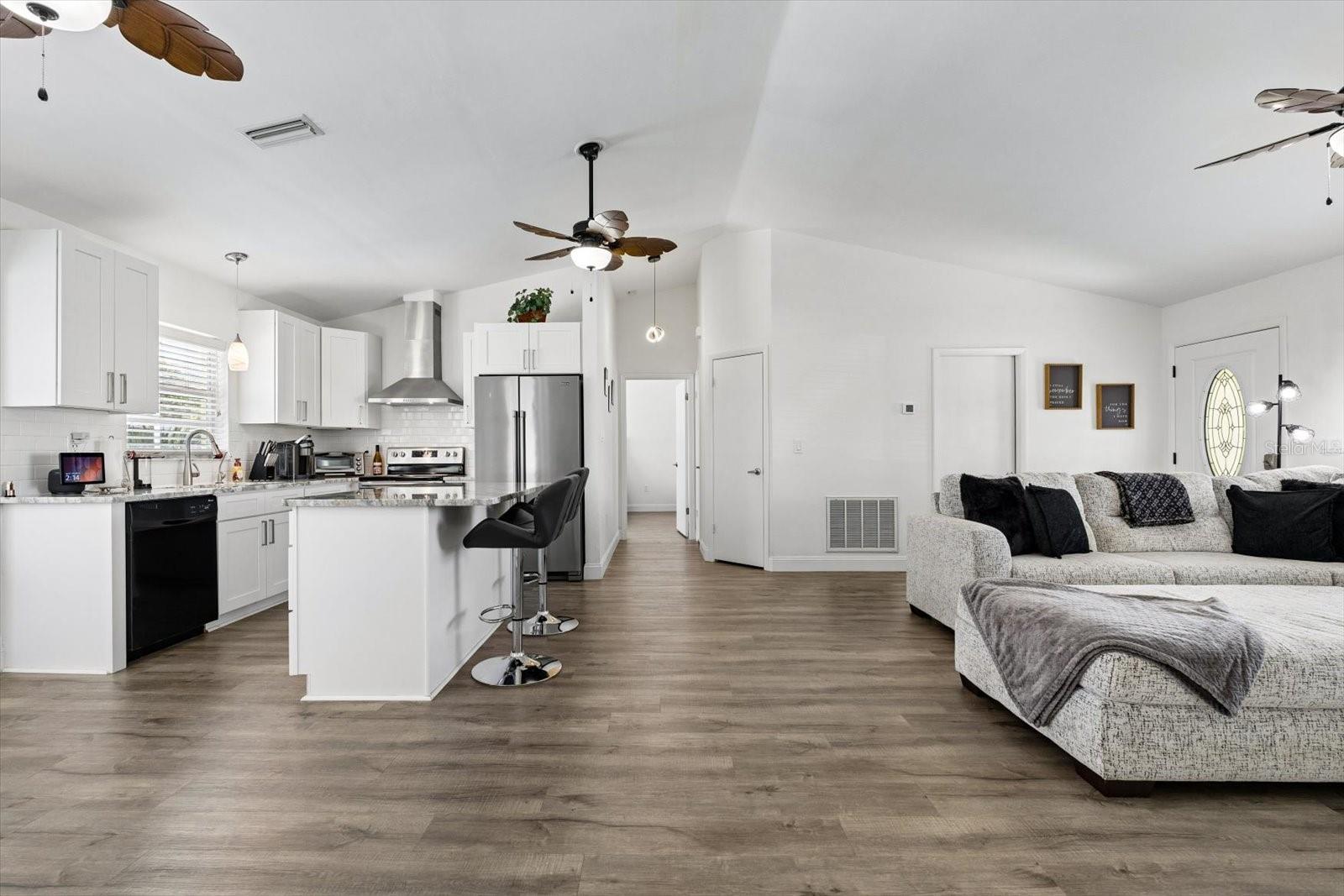 7409 FAIRWOOD AVE