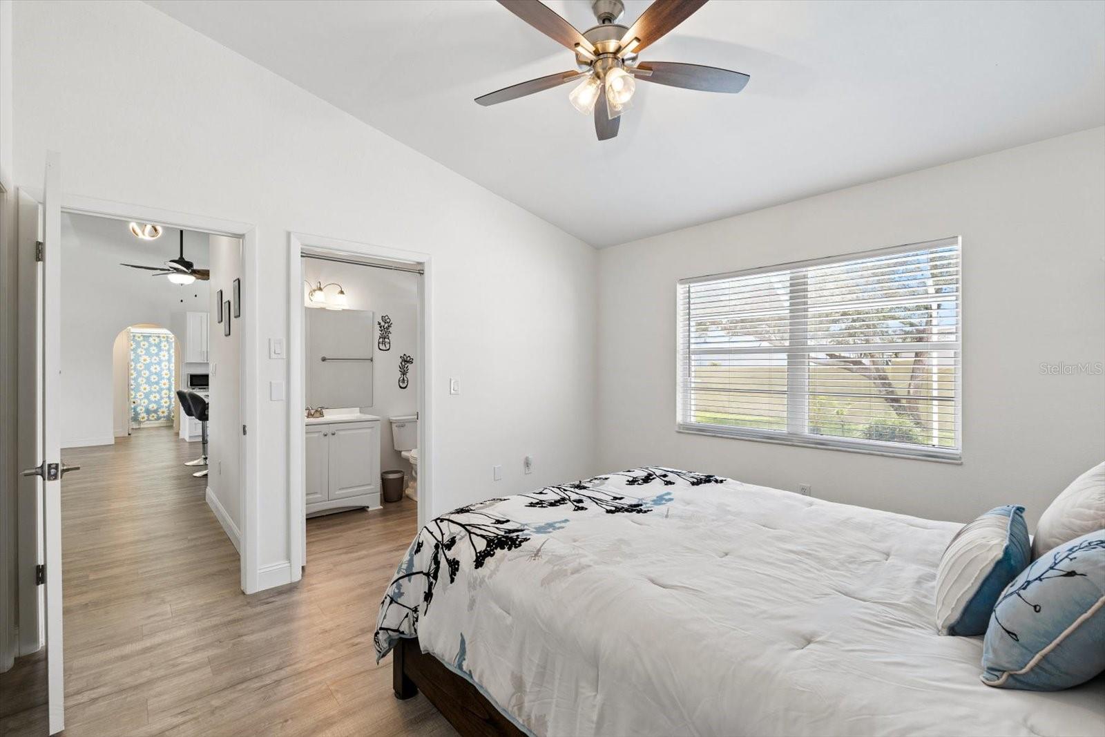 7409 FAIRWOOD AVE