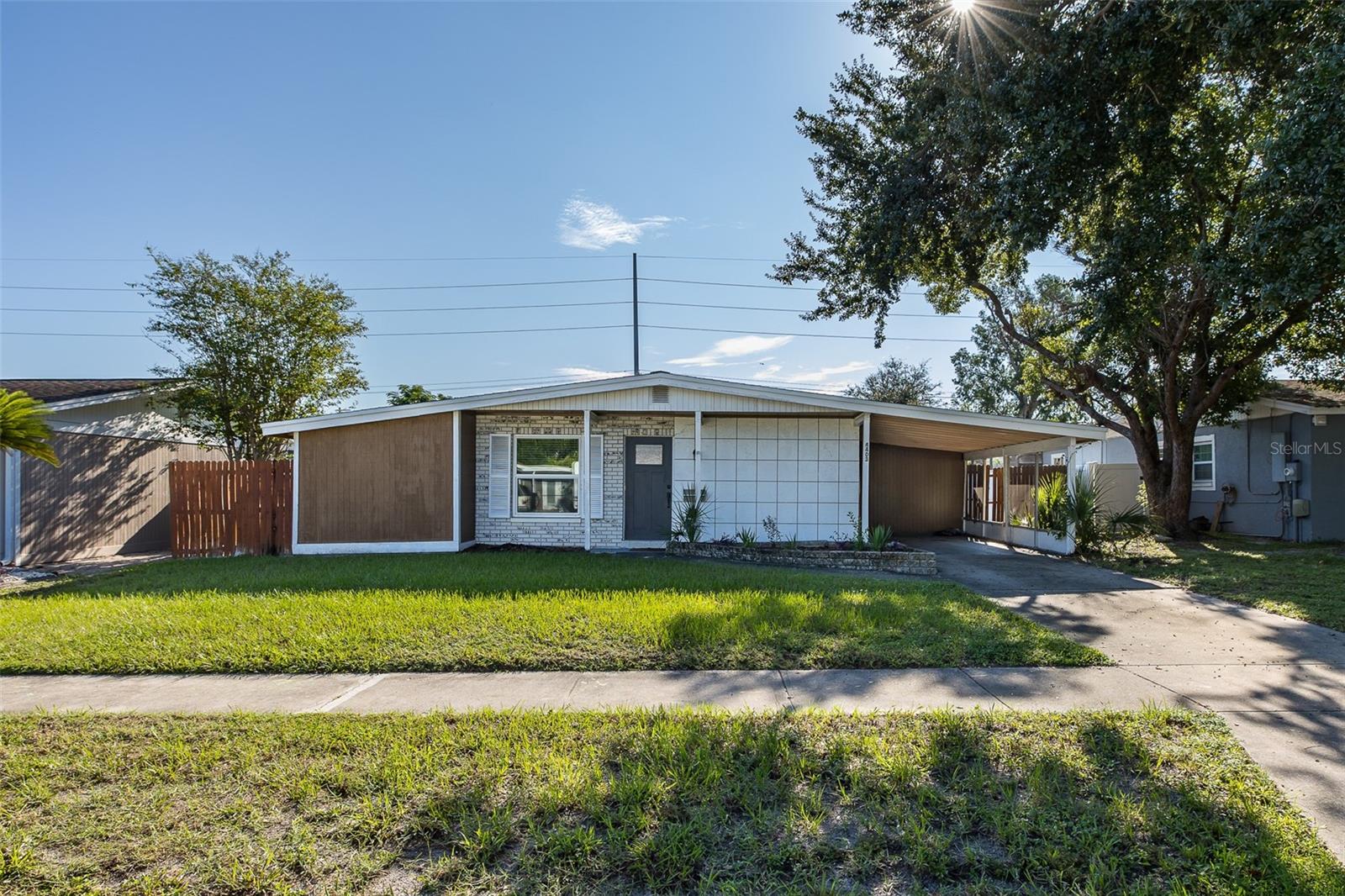 4403 GANDY CIR