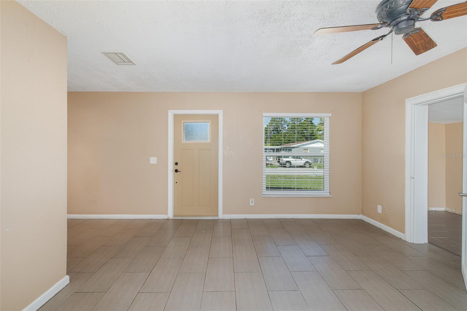 4403 GANDY CIR