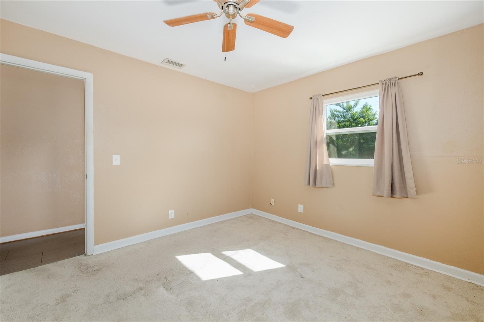 4403 GANDY CIR