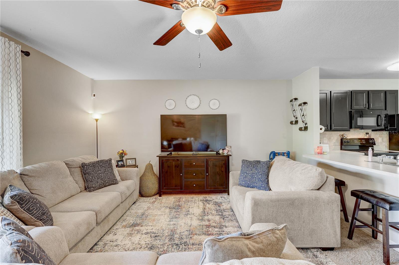 9904 HOUND CHASE DR