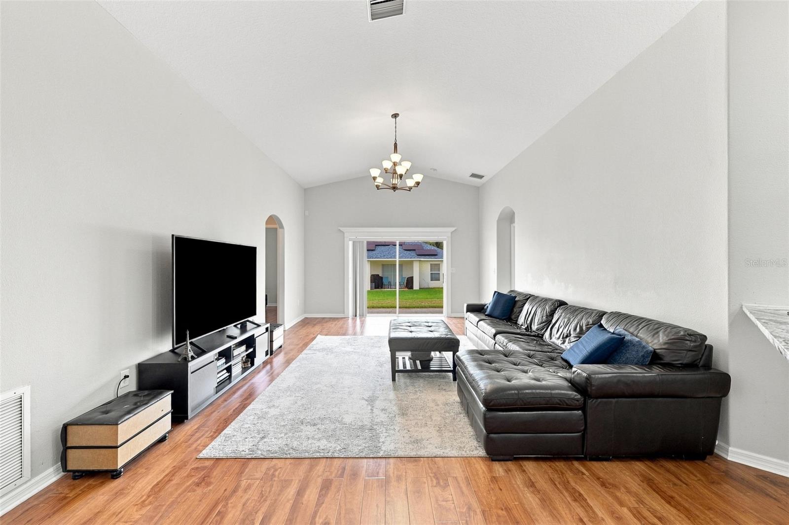 10612 SHADY BRANCH DR