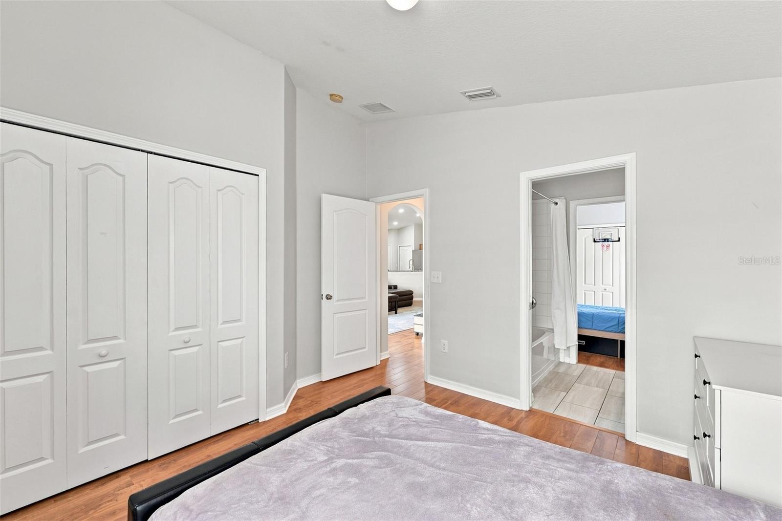 10612 SHADY BRANCH DR