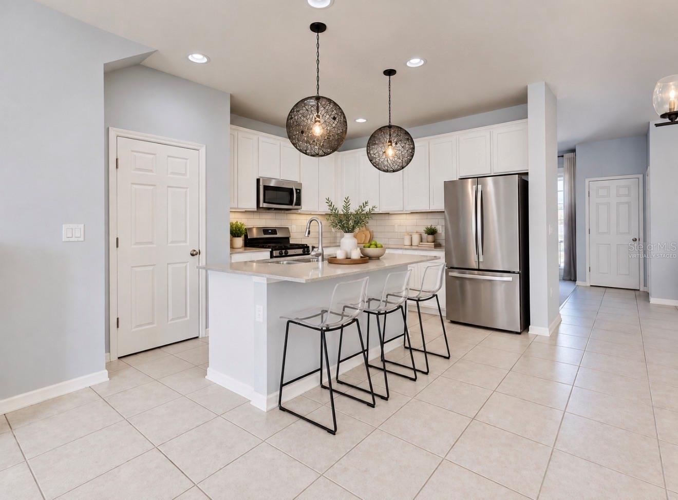 6273 CAMINO DR