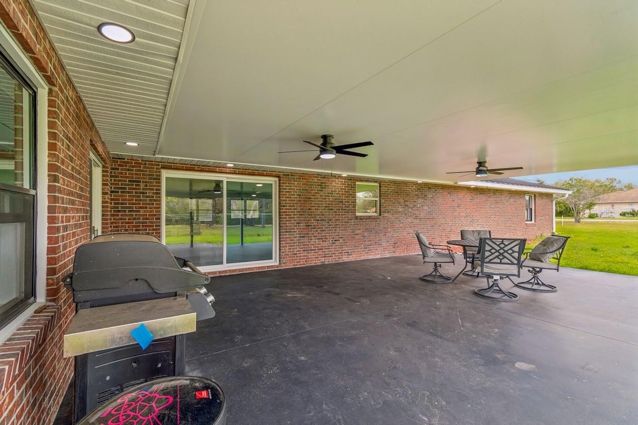 16218 FRINGE TREE DR