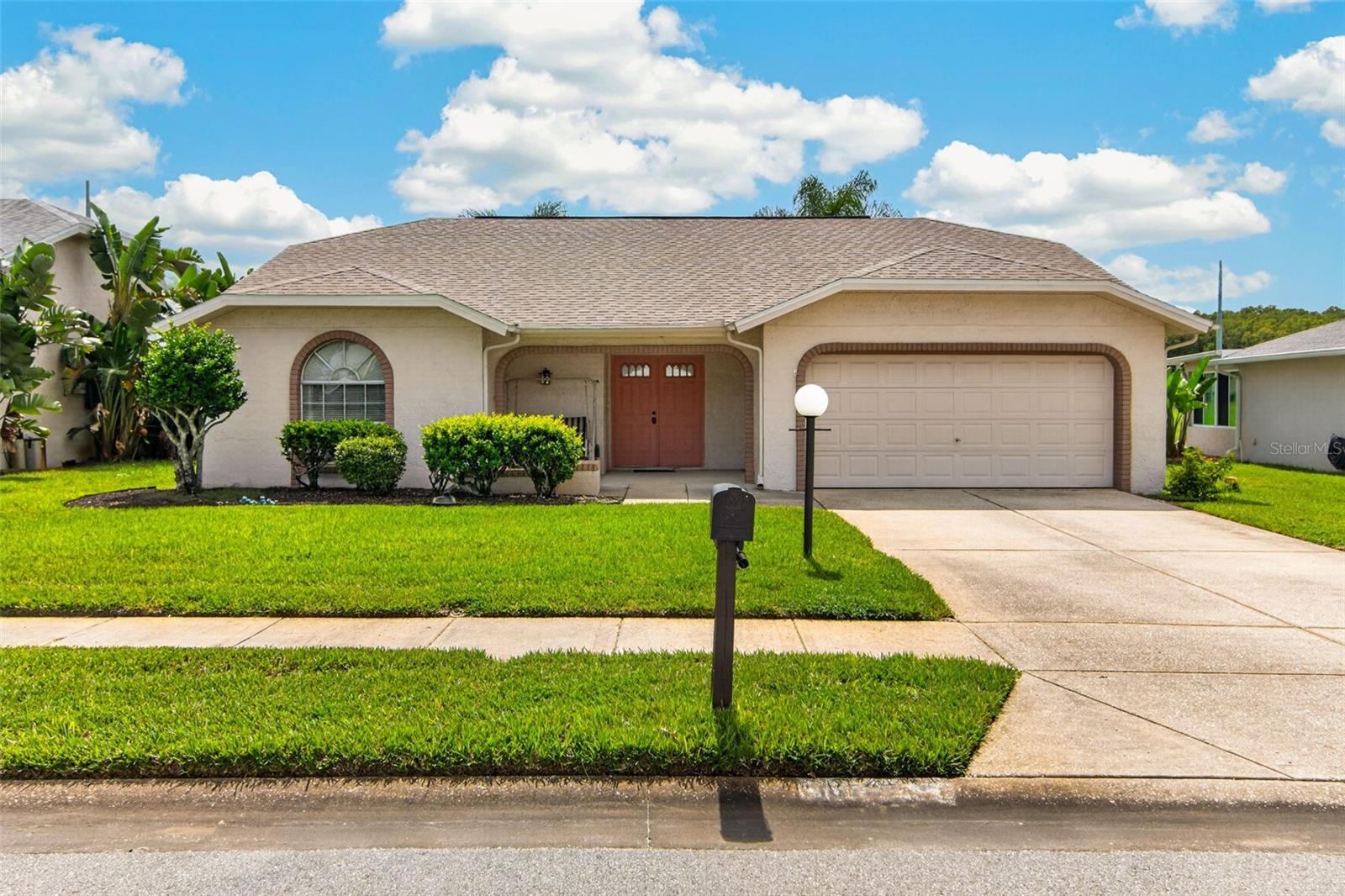 10707 Fallen Leaf Ln, Port Richey