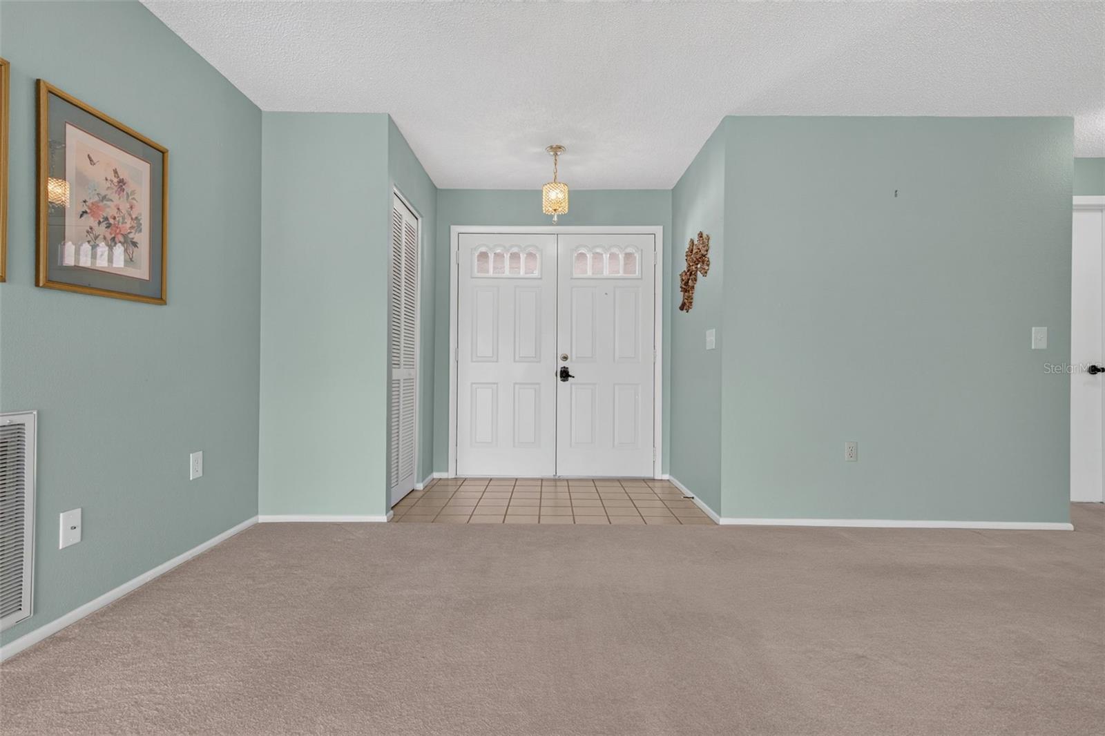 10707 FALLEN LEAF LN