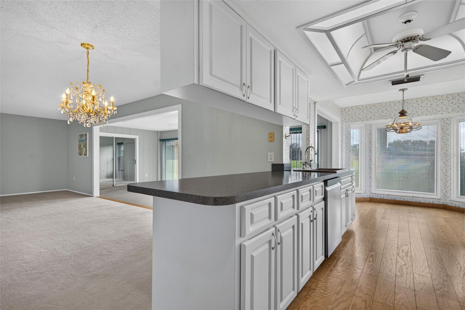10707 FALLEN LEAF LN