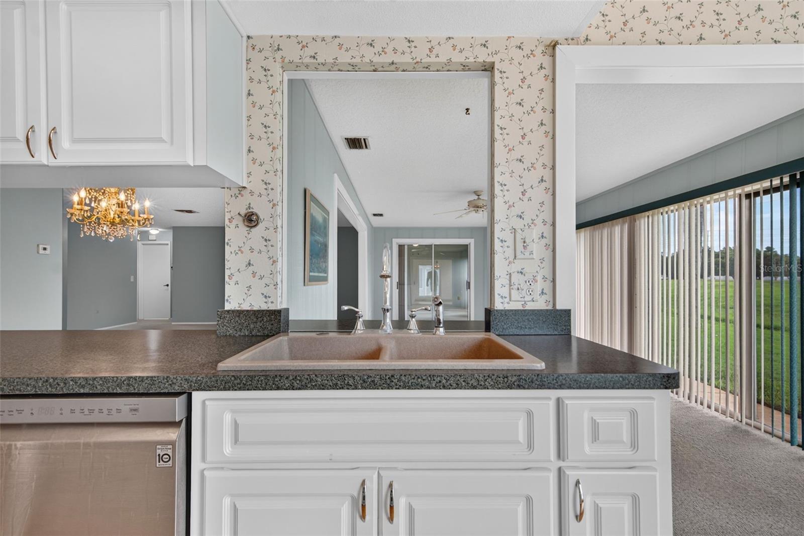 10707 FALLEN LEAF LN