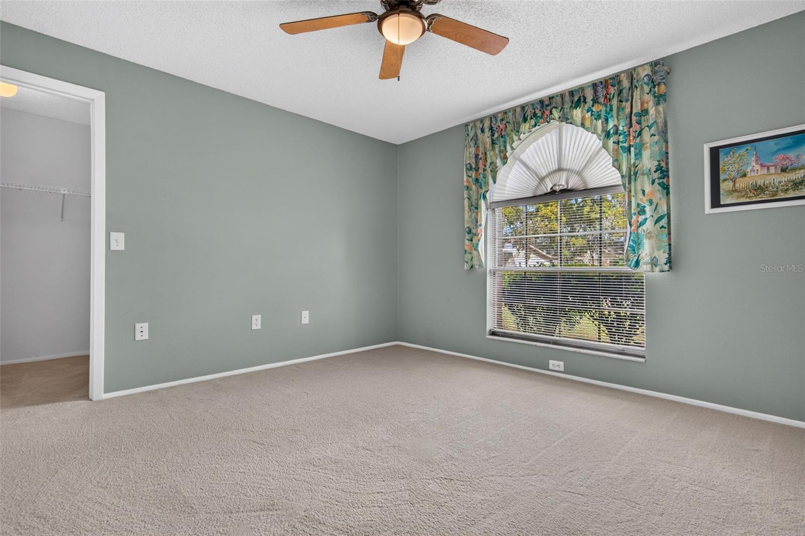10707 FALLEN LEAF LN