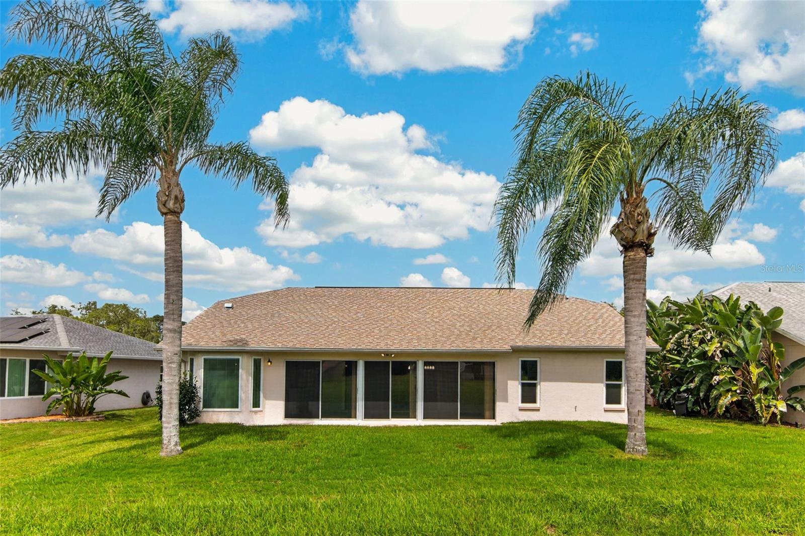 10707 FALLEN LEAF LN
