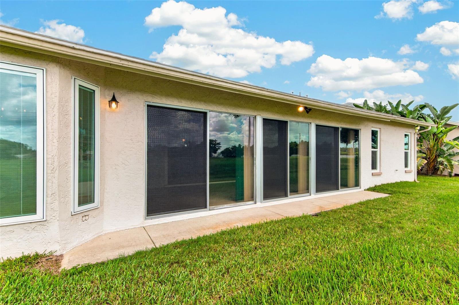 10707 FALLEN LEAF LN