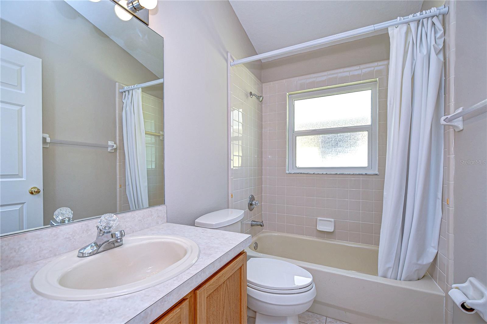 2529 CLARESIDE DR