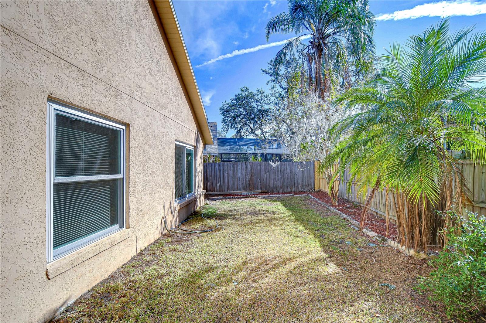 2529 CLARESIDE DR