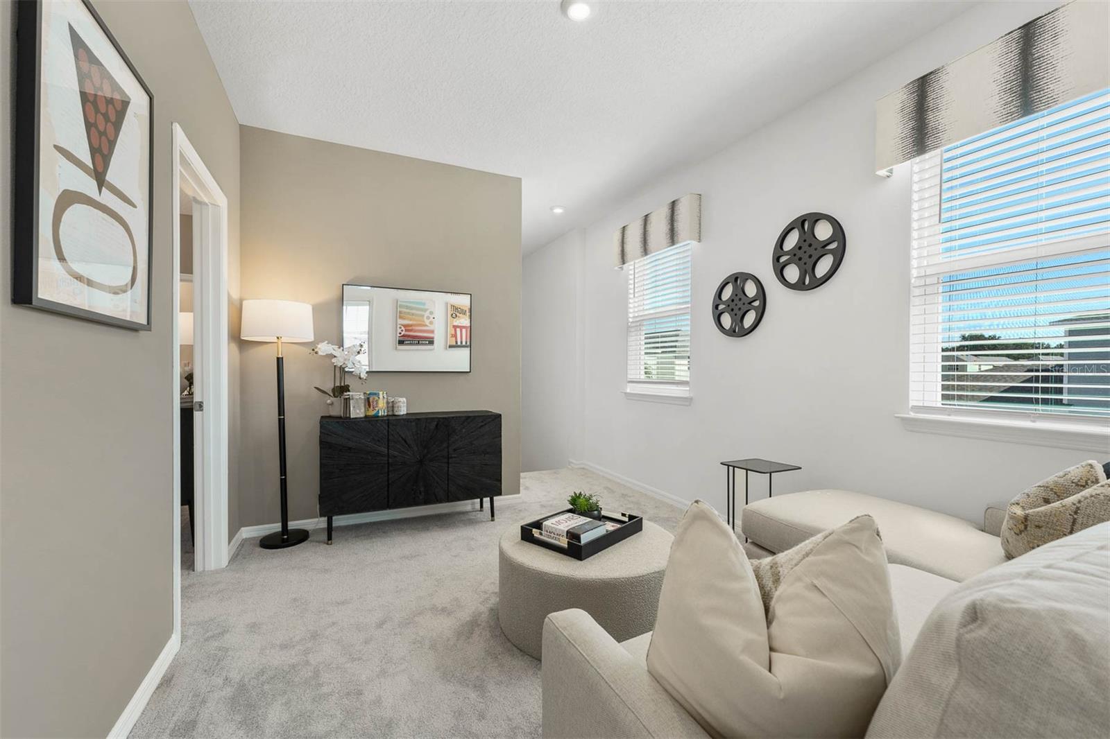 122 ANCHOR LINE DR