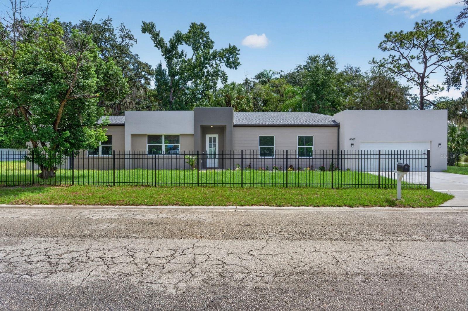 8003 Chaney Ln, Tampa