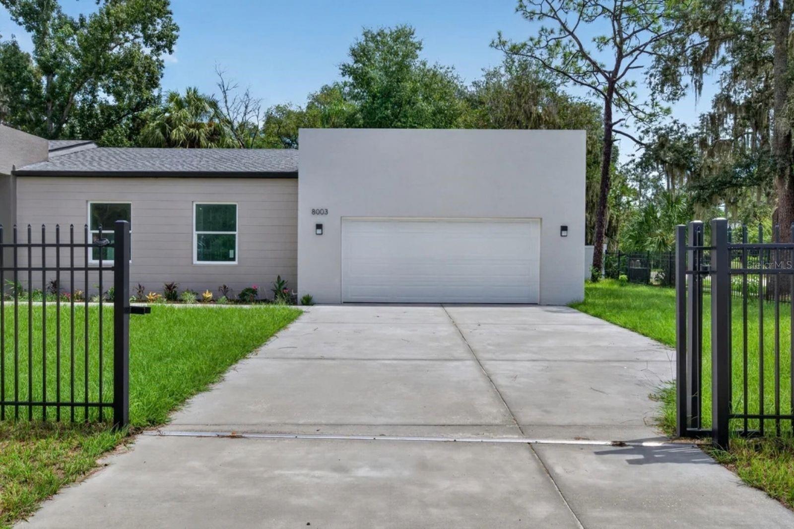 8003 CHANEY LN