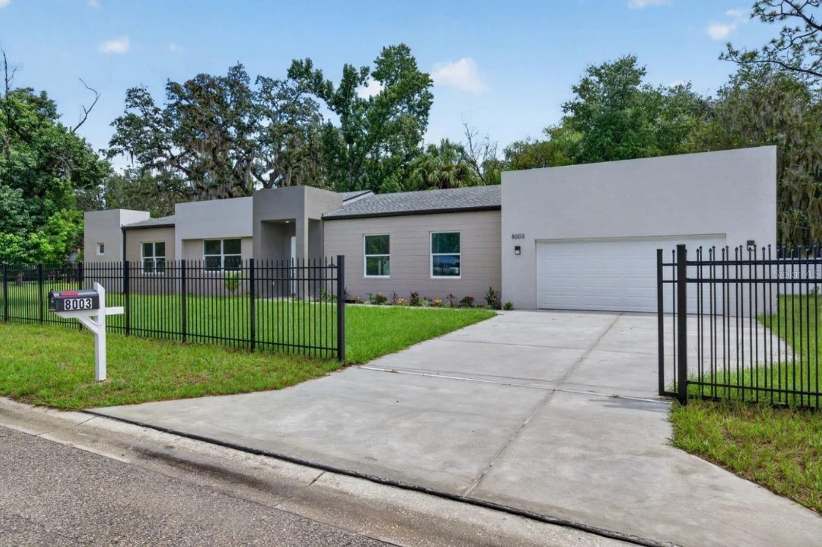 8003 CHANEY LN