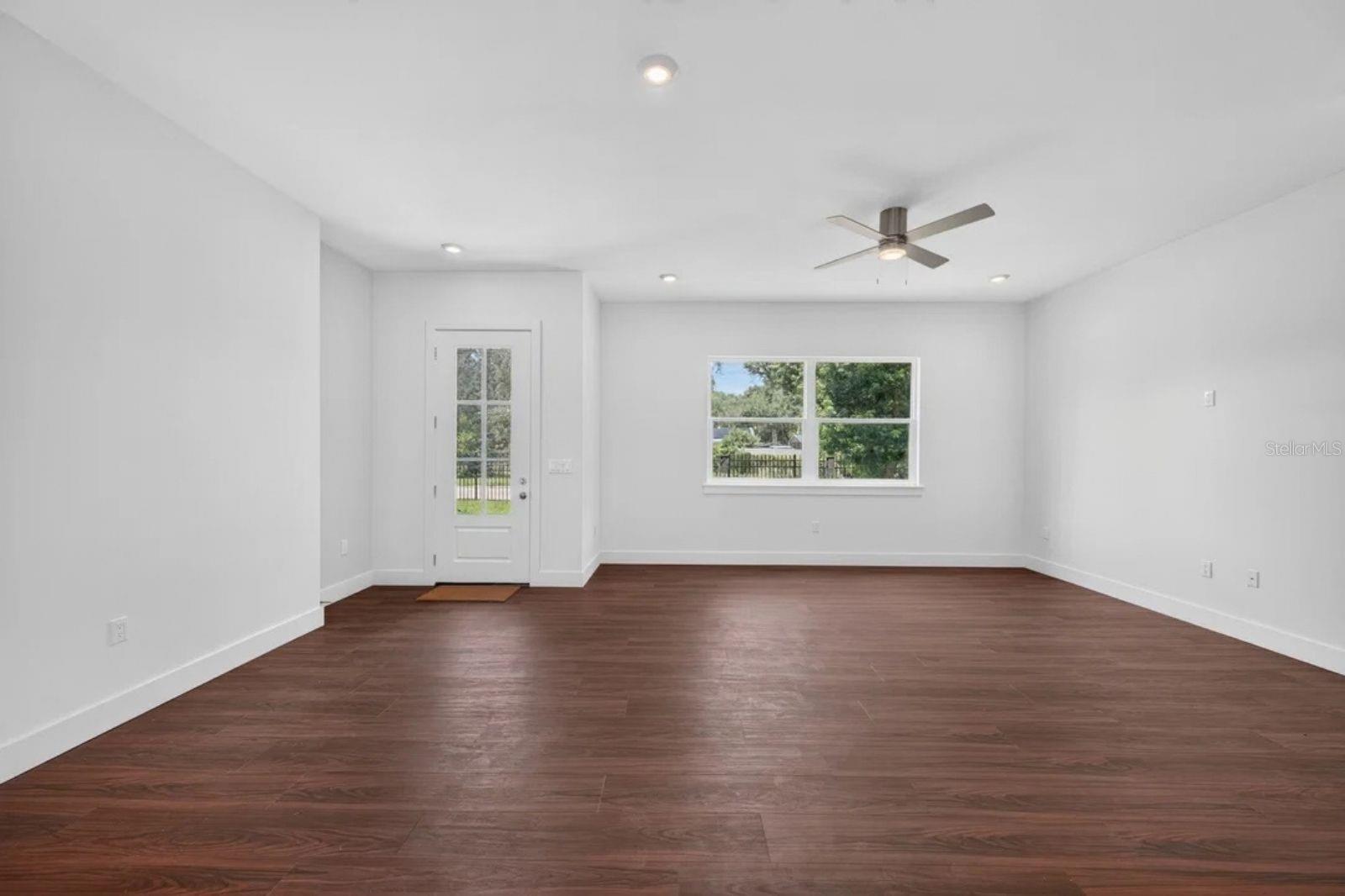 8003 CHANEY LN