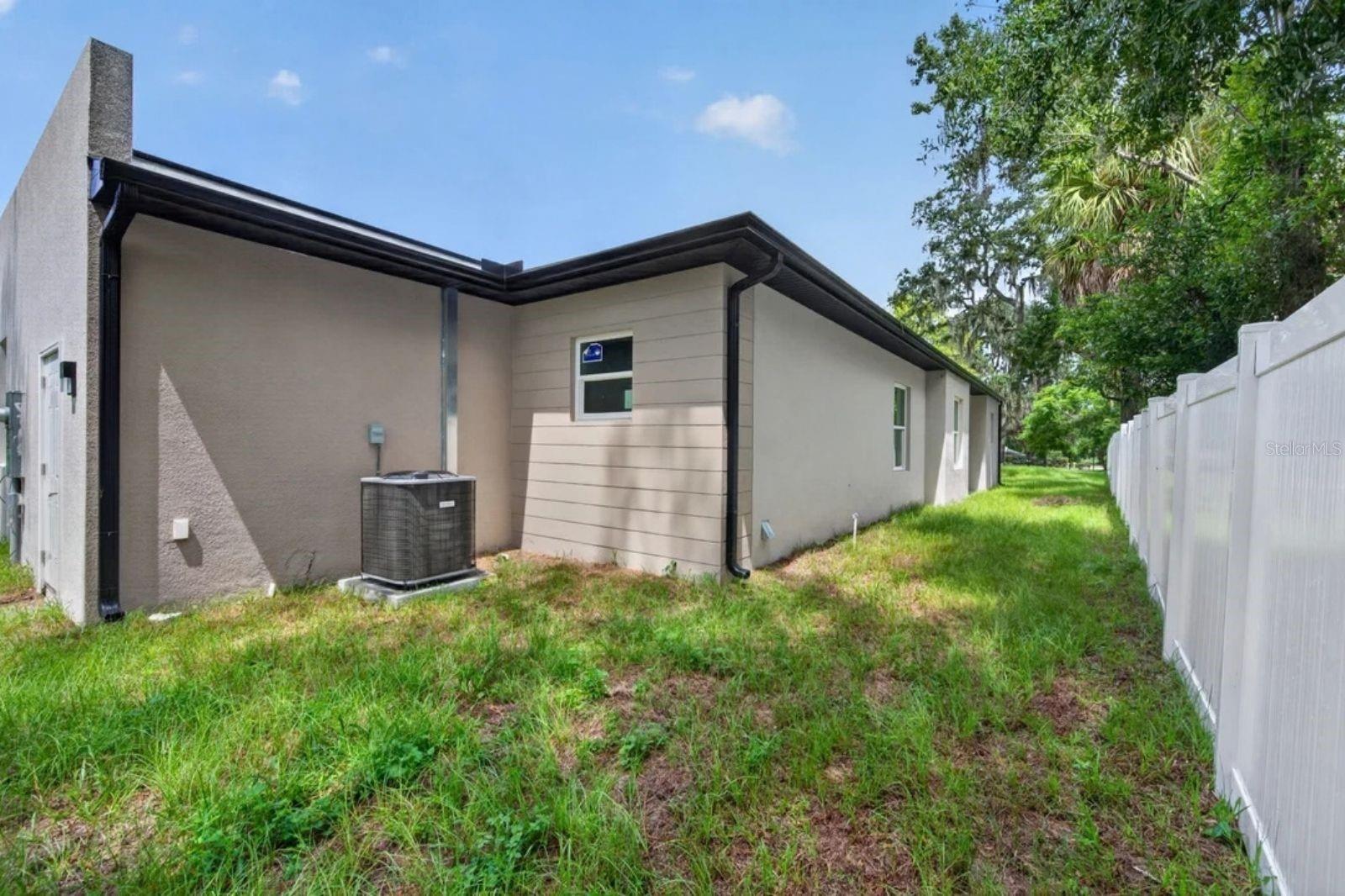 8003 CHANEY LN