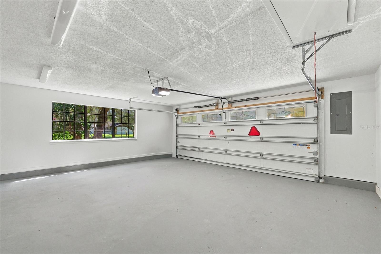 5413 BERNADETTE DR