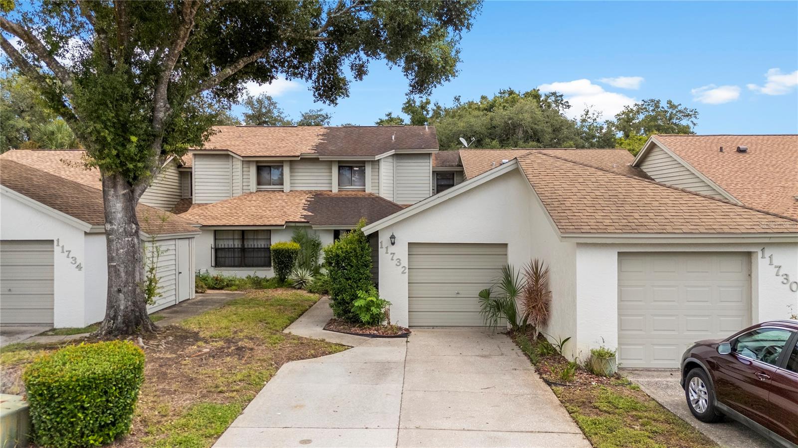 11732 ROLLING PINE LN