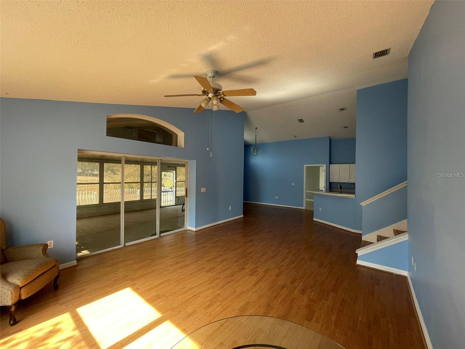 10127 BARNETT LOOP