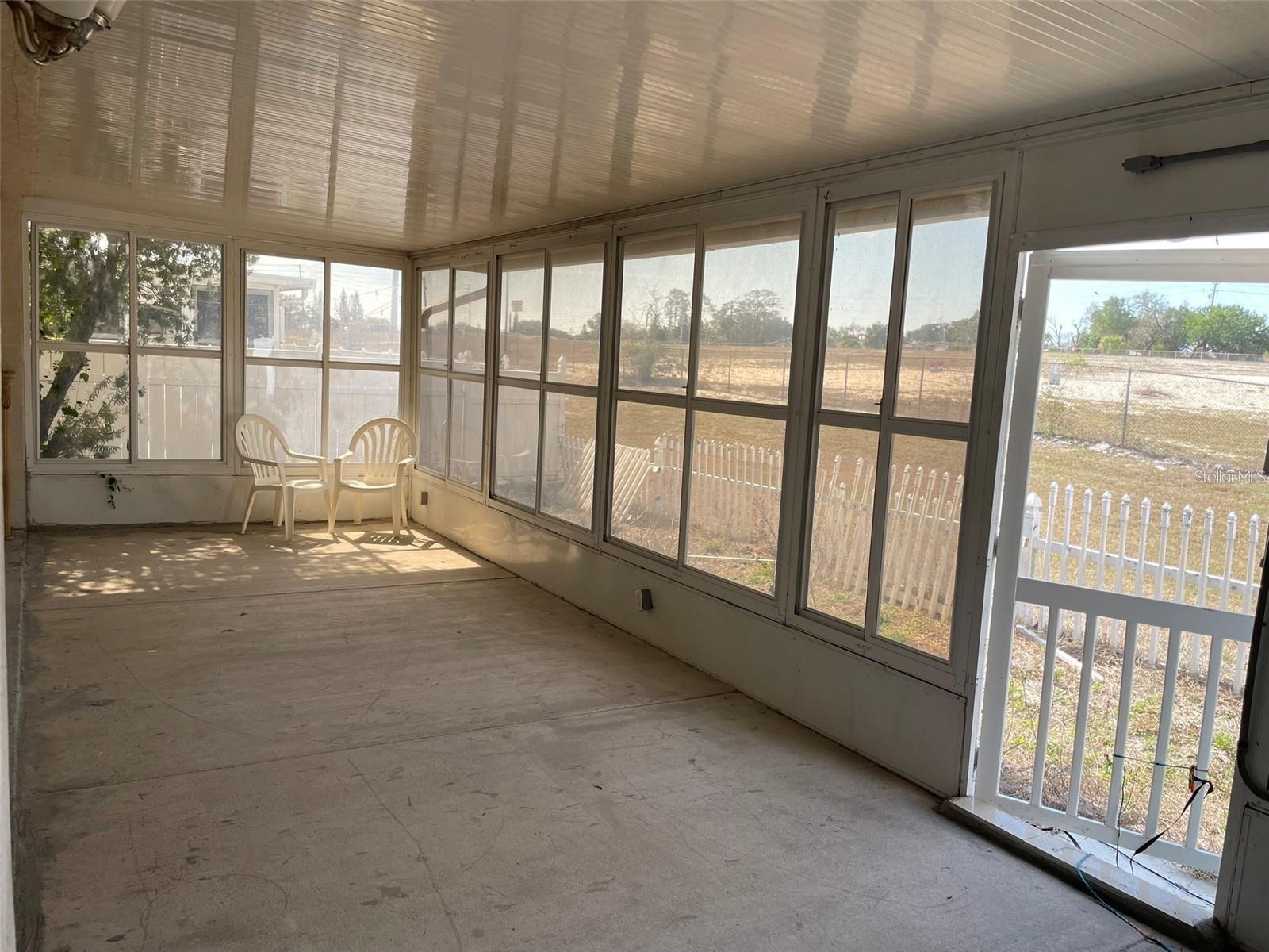 10127 BARNETT LOOP