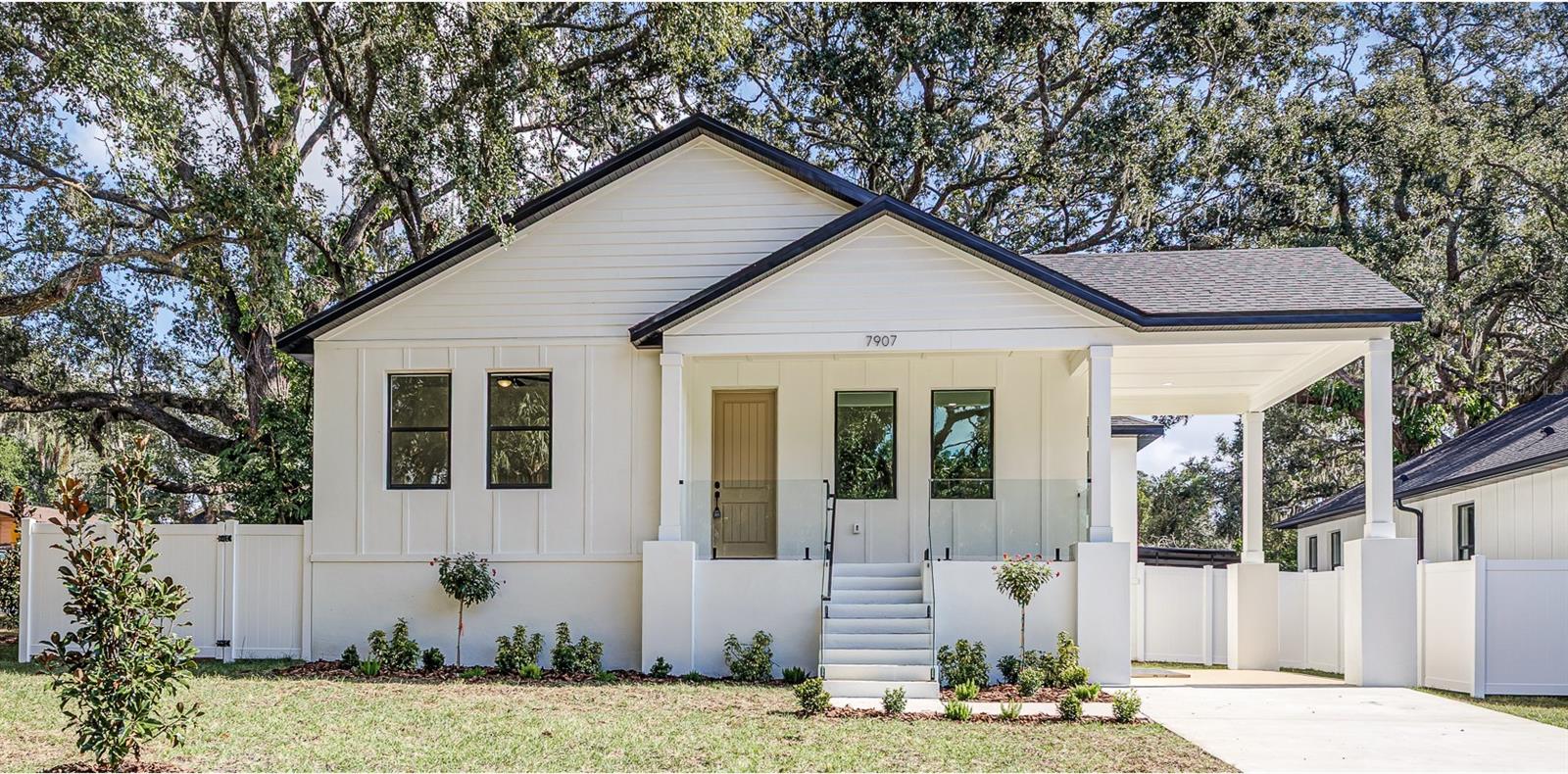7907 N Greenwood Ave, Tampa