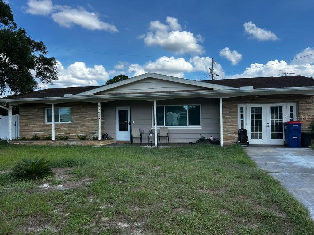 1918 Villa Rosa Dr, Holiday
