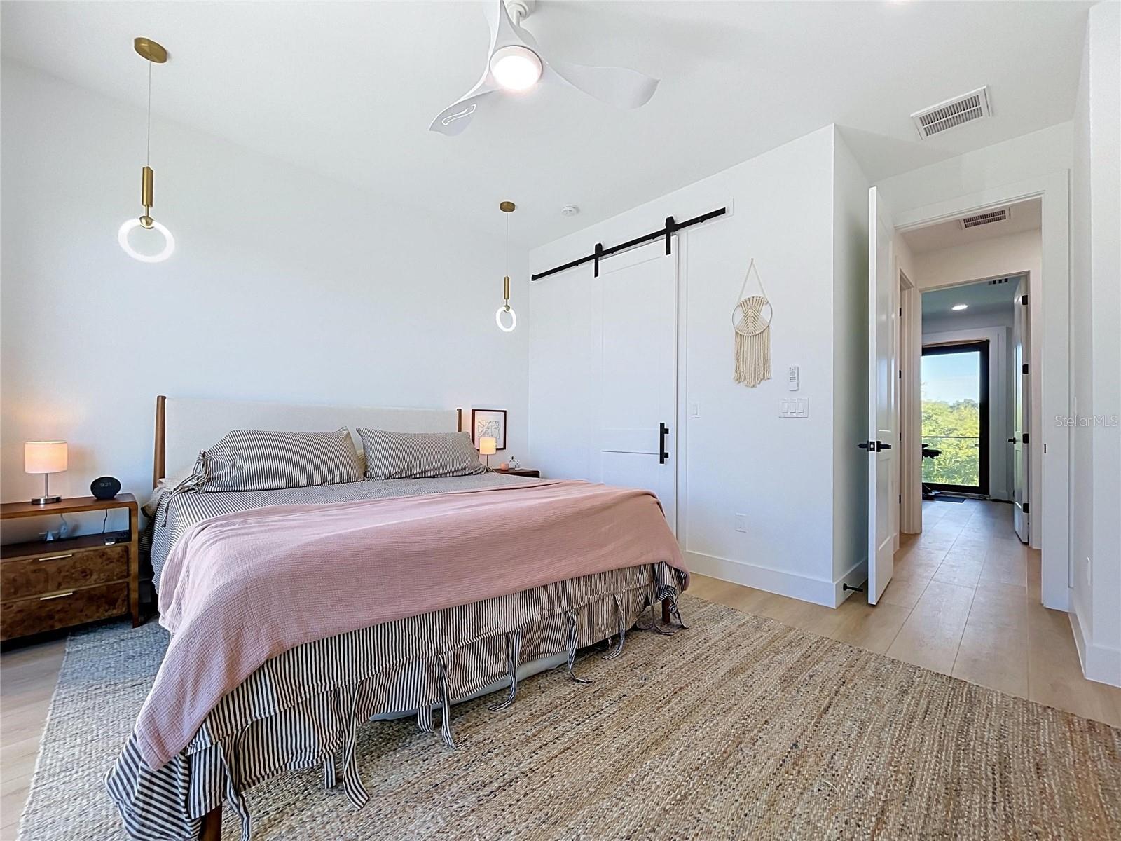101 W WARREN AVE #3