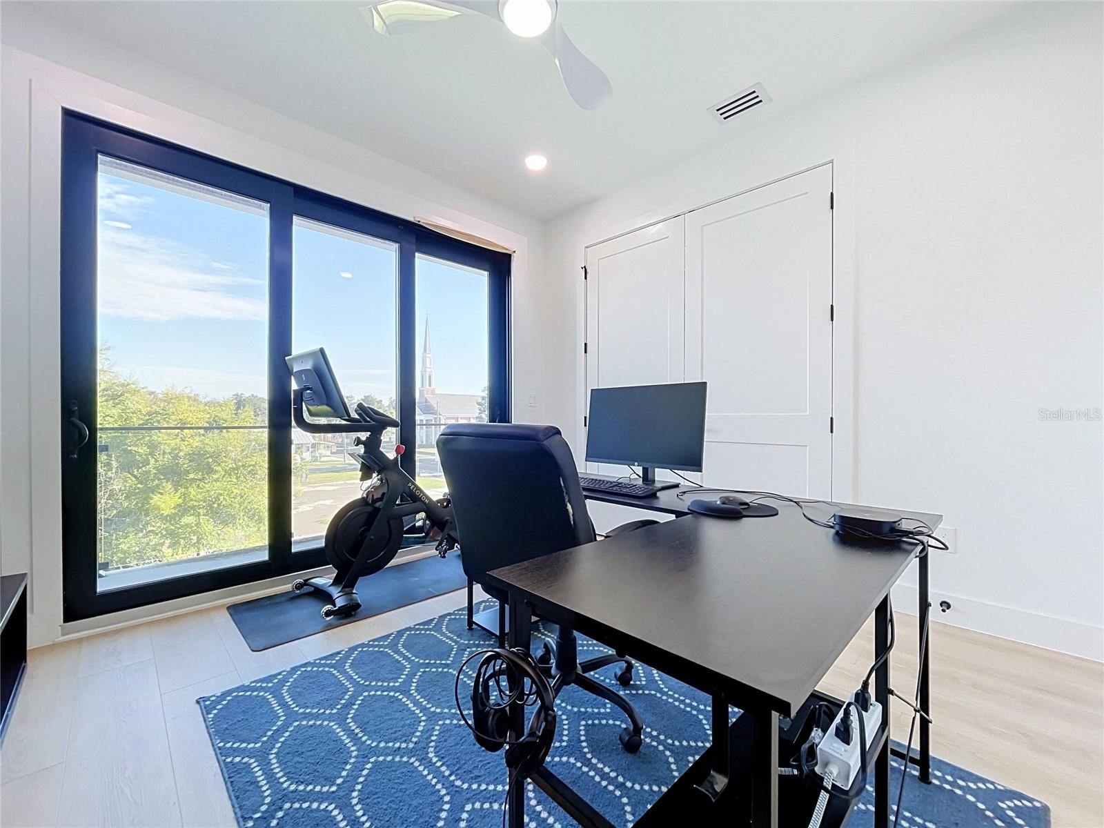 101 W WARREN AVE #3